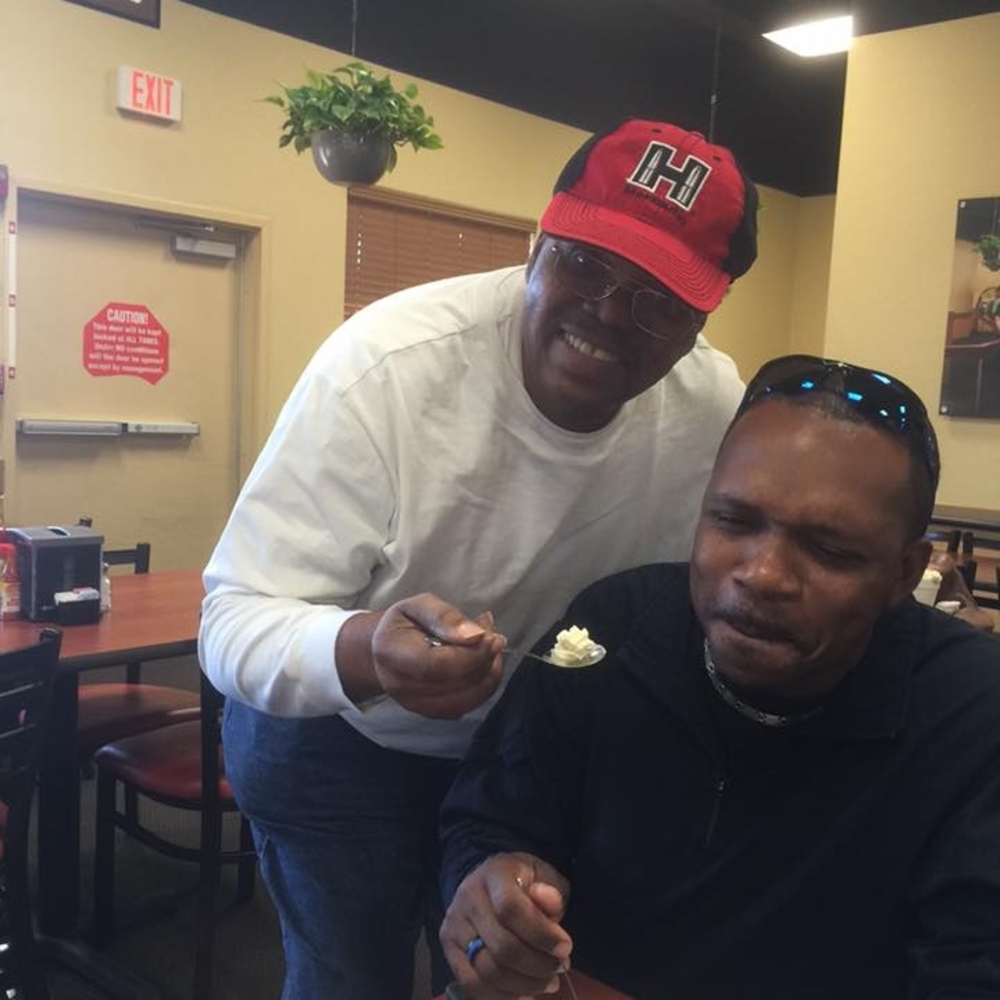 Meet your Posher, Vernon